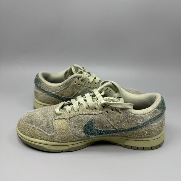 Womens size 7 Nike Dunk Low Olive Green Aura Bicoastal HJ7291-371 Sneaker Shoe - Picture 2 of 8